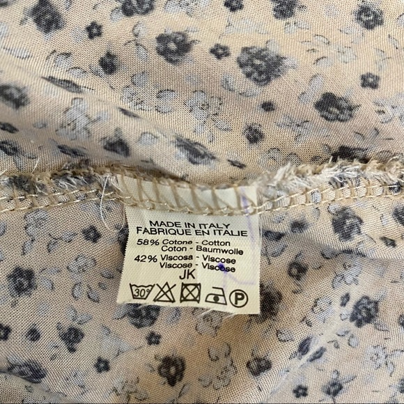 Brandy Melville Ditsy Floral Crop Top - Picture 7 of 8